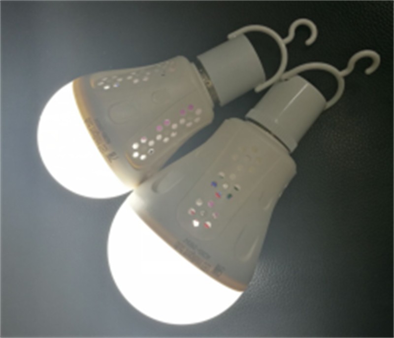 rechargeable emergency light bulb 8